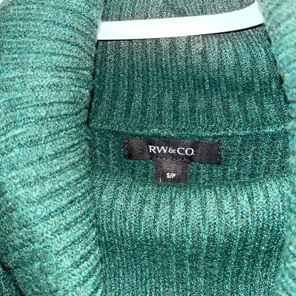 RW&CO Green Cowl Neck Sweater - Picture 2 of 3